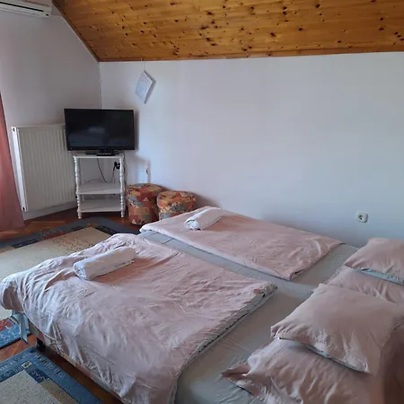 Magyar Csárda és Harkány