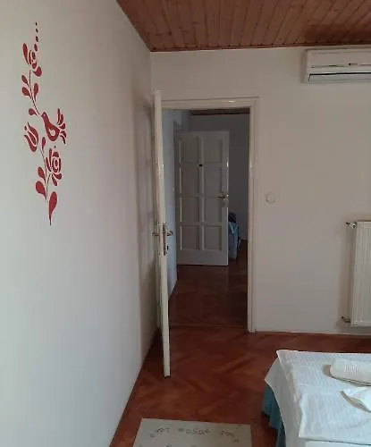 住宿加早餐酒店 Magyar Csarda Es Vendeghaz 哈卡尼